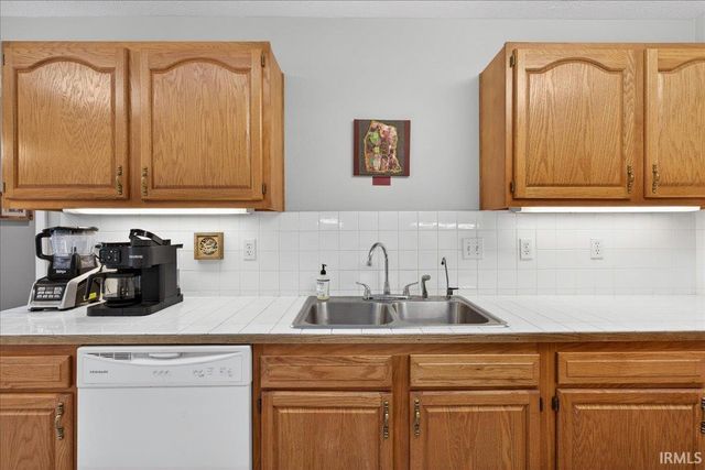 400 Buckingham Drive, Lafayette, IN 47909