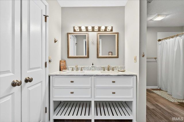 400 Buckingham Drive, Lafayette, IN 47909