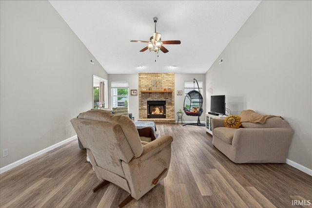 400 Buckingham Drive, Lafayette, IN 47909