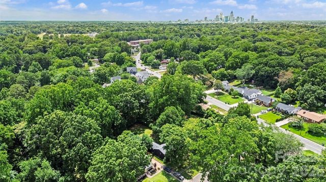 2616 Springway Drive, Charlotte, NC 28205