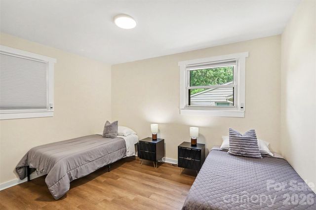 2616 Springway Drive, Charlotte, NC 28205