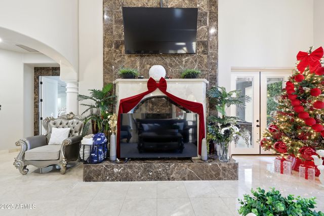 330 N CLOVERFIELD Circle, Litchfield Park, AZ 85340