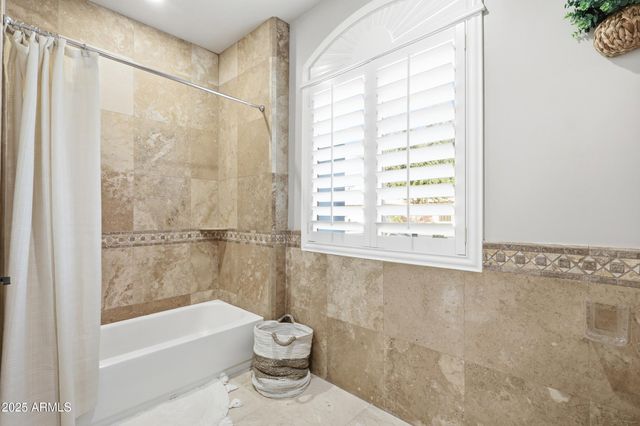 330 N CLOVERFIELD Circle, Litchfield Park, AZ 85340