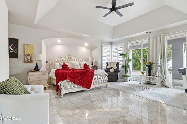 330 N CLOVERFIELD Circle, Litchfield Park, AZ 85340