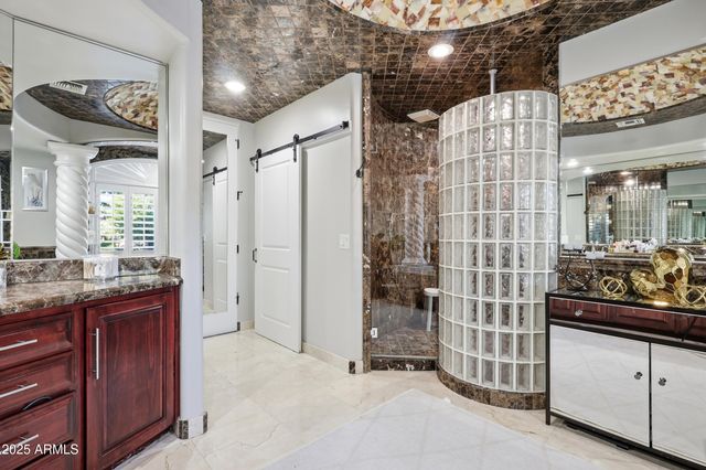 330 N CLOVERFIELD Circle, Litchfield Park, AZ 85340