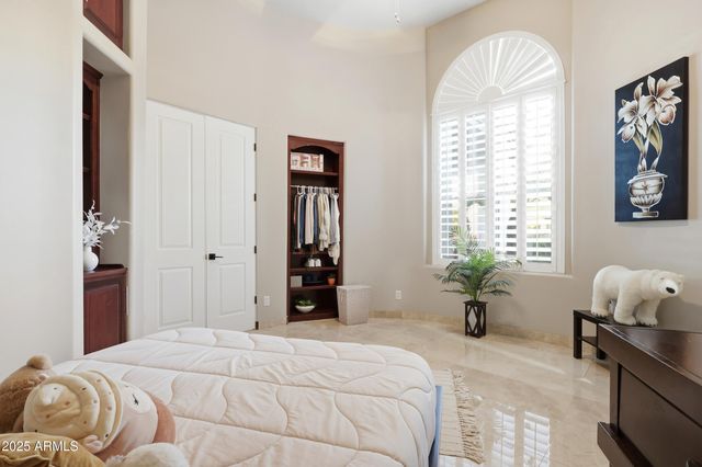 330 N CLOVERFIELD Circle, Litchfield Park, AZ 85340