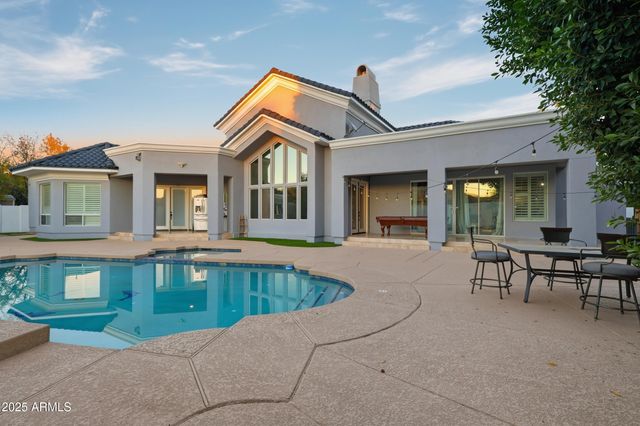 330 N CLOVERFIELD Circle, Litchfield Park, AZ 85340