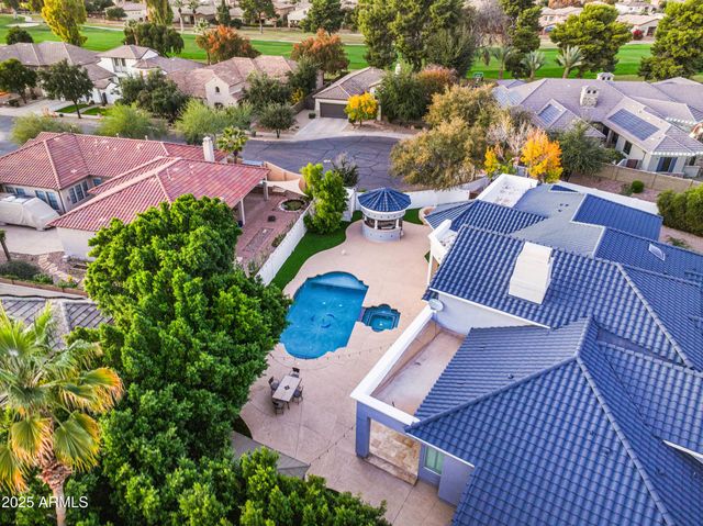 330 N CLOVERFIELD Circle, Litchfield Park, AZ 85340