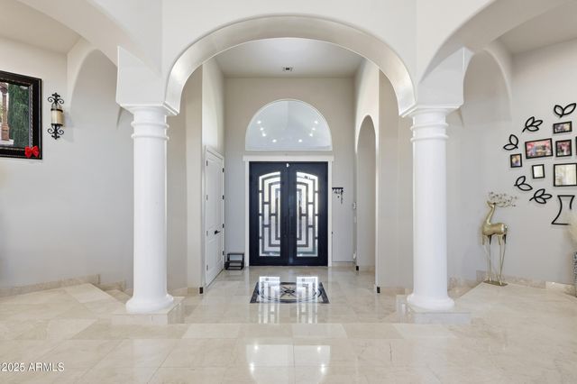 330 N CLOVERFIELD Circle, Litchfield Park, AZ 85340