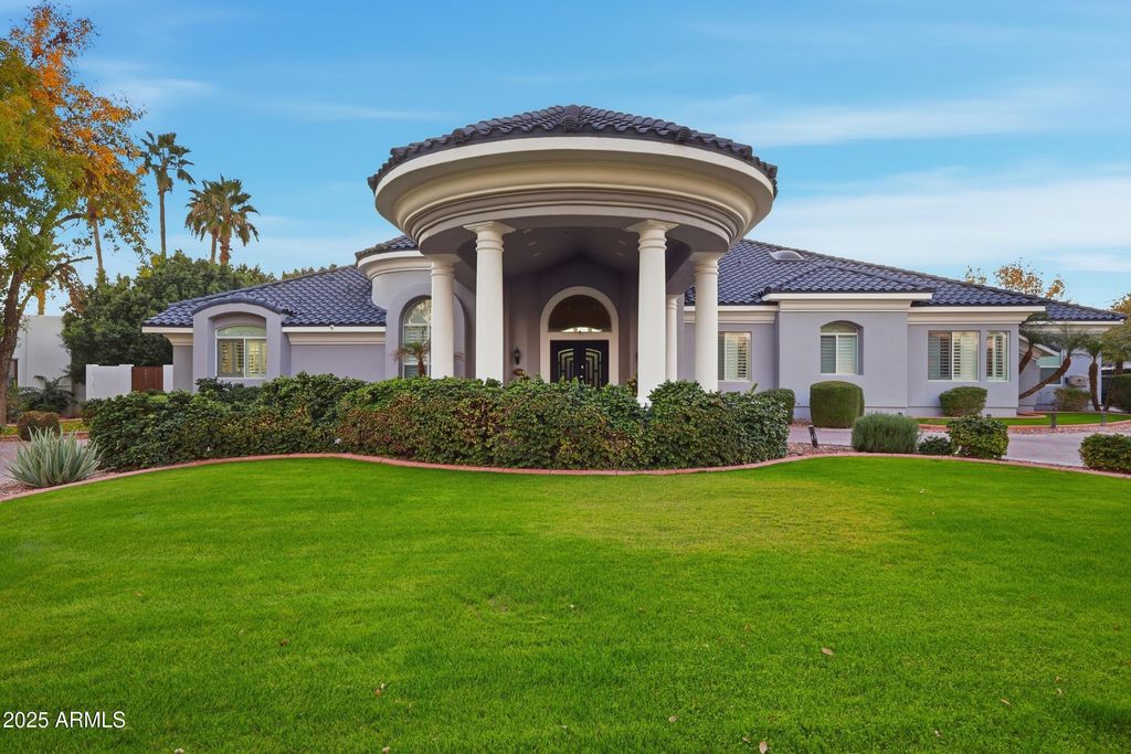 330 N CLOVERFIELD Circle, Litchfield Park, AZ 85340