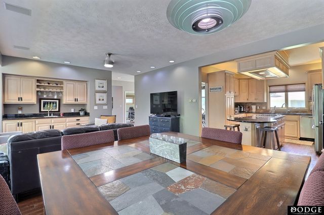 2534 Park Place Drive, Fremont, NE 68025