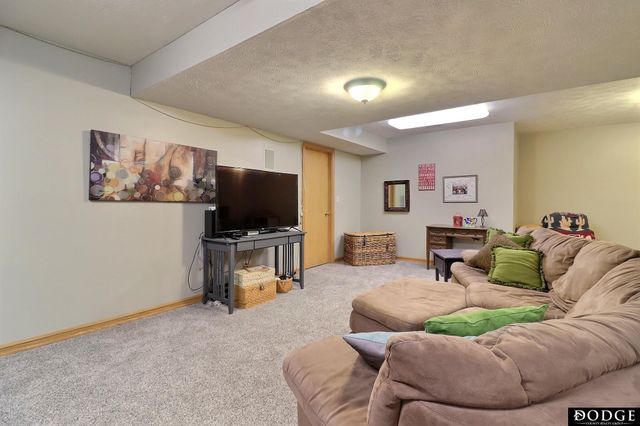 2534 Park Place Drive, Fremont, NE 68025