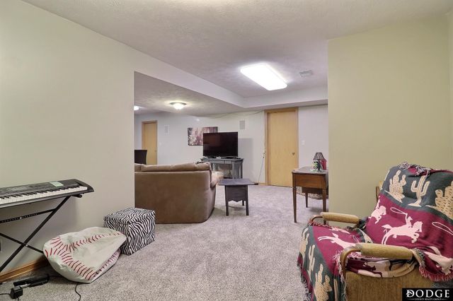 2534 Park Place Drive, Fremont, NE 68025