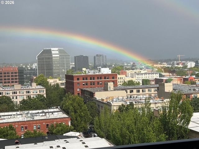 300 Nw 8TH Ave 902, Portland, OR 97209