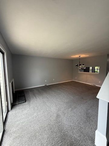 7185 Scarlet Oak DR, Roanoke, VA 24019