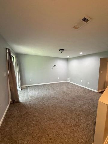 7185 Scarlet Oak DR, Roanoke, VA 24019