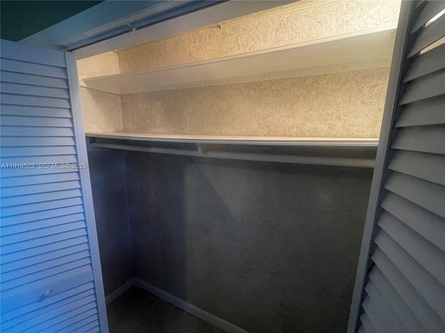 11108 Peachtree Dr 1, Miami, FL 33161