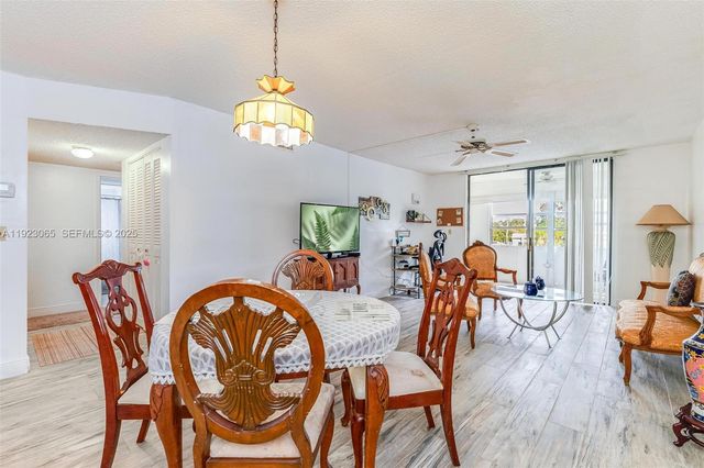 2840 Somerset Drive 207M, Lauderdale Lakes, FL 33311
