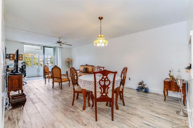 2840 Somerset Drive 207M, Lauderdale Lakes, FL 33311