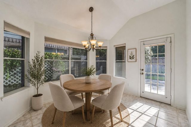 222 Glenridge Forest, Houston, TX 77094