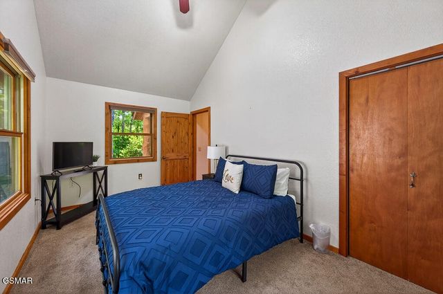 967 Scenic Trail, Gatlinburg, TN 37738