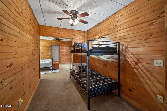 967 Scenic Trail, Gatlinburg, TN 37738