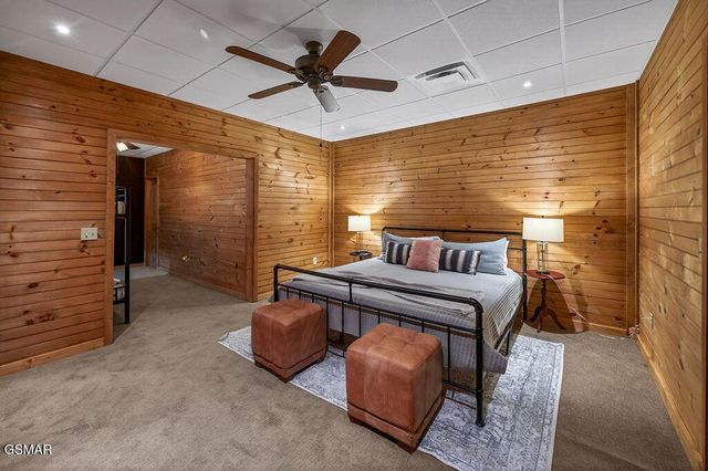 967 Scenic Trail, Gatlinburg, TN 37738