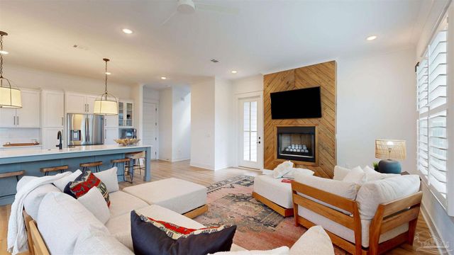 5601 Trout Ln, Perdido Key, FL 32507