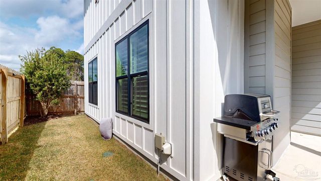 5601 Trout Ln, Perdido Key, FL 32507