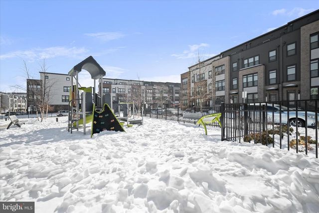 16216 BUSHWICK PL, Rockville, MD 20855