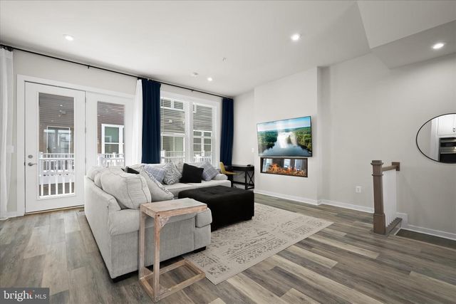 16216 BUSHWICK PL, Rockville, MD 20855