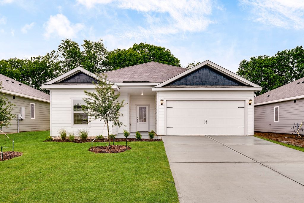 213 Southgate Drive, Terrell, TX 75160
