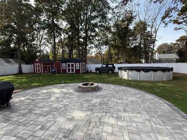 56 Glenmere Lane, Coram, NY 11727