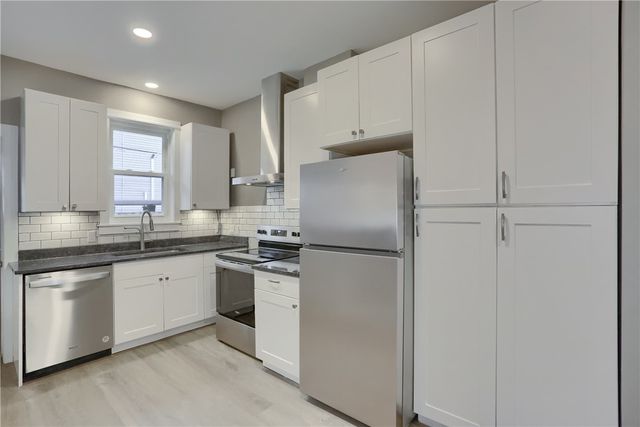 5619 Hays St, East Liberty, PA 15206