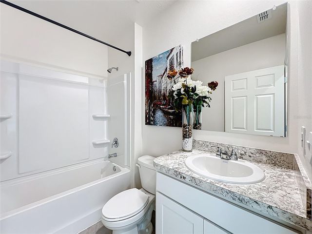 905 DUGAN CIRCLE SE, Palm Bay, FL 32909