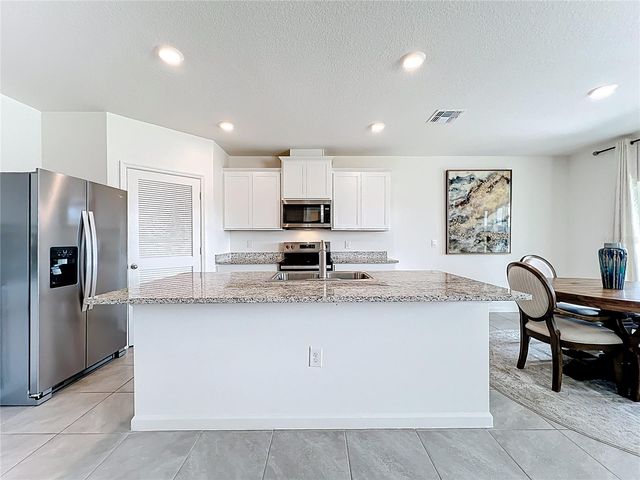 905 DUGAN CIRCLE SE, Palm Bay, FL 32909