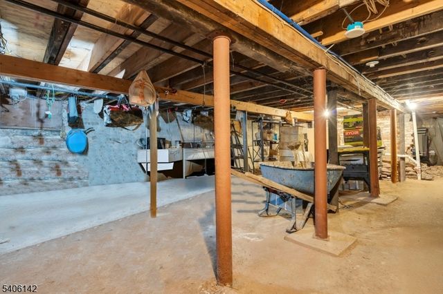 647 Scotland Rd, City Of Orange Twp., NJ 07050