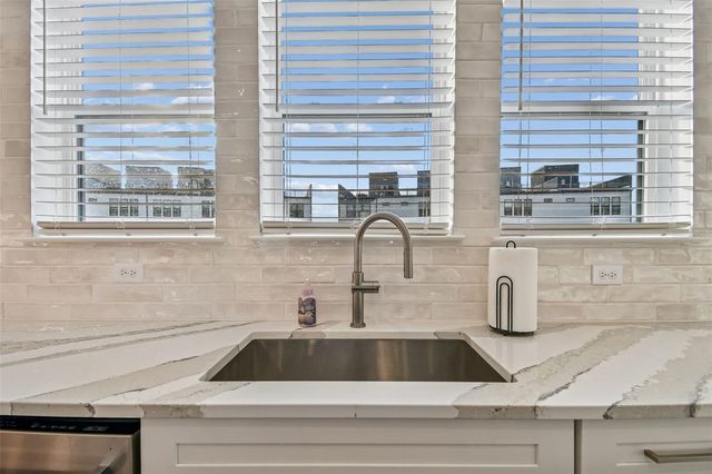 2332 BRIX STREETS, Orlando, FL 32804