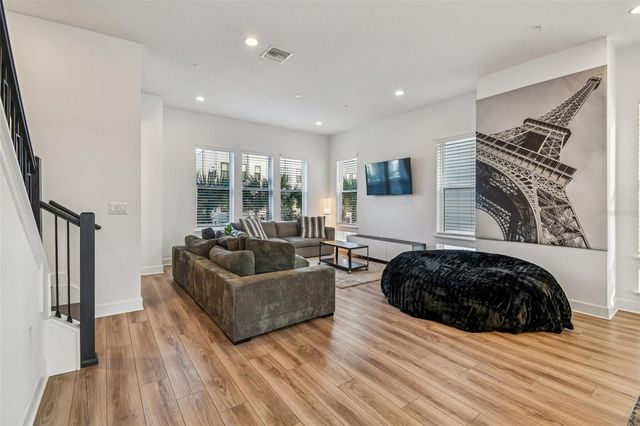 2332 BRIX STREETS, Orlando, FL 32804