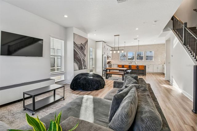 2332 BRIX STREETS, Orlando, FL 32804