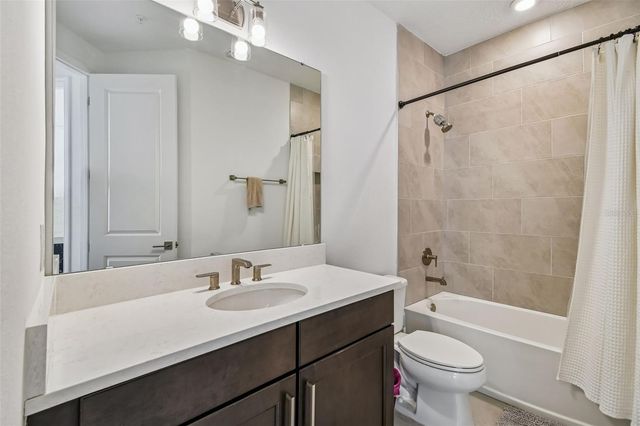 2332 BRIX STREETS, Orlando, FL 32804