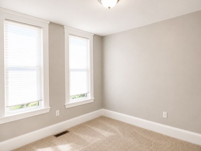 15 Ford St 1, Haverhill, MA 01832