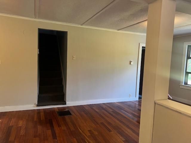 498 Clyde Street, Newport City, VT 05855