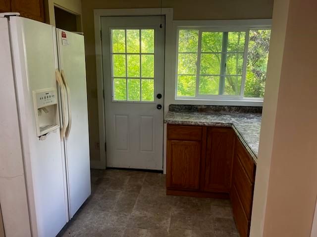 498 Clyde Street, Newport City, VT 05855