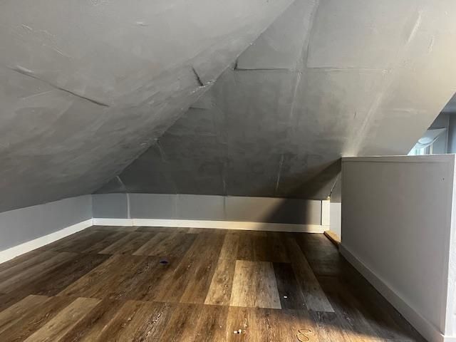 498 Clyde Street, Newport City, VT 05855