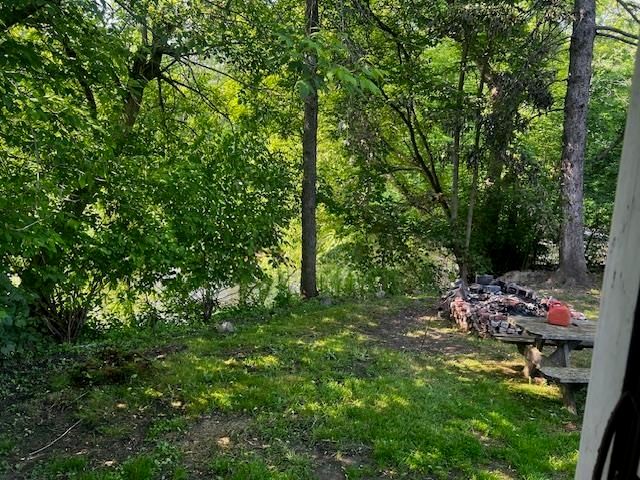 498 Clyde Street, Newport City, VT 05855