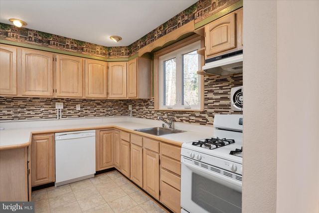 409 LACLAIR AVE, Linthicum Heights, MD 21090