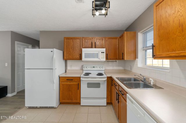 150 Red Bud Lane, Sevierville, TN 37876