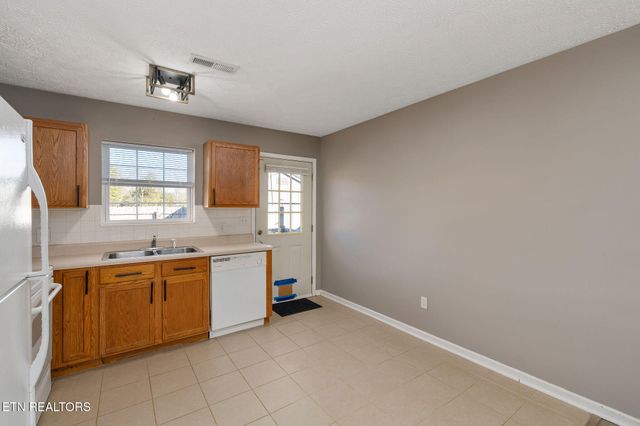 150 Red Bud Lane, Sevierville, TN 37876