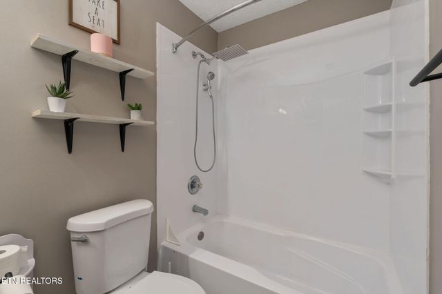 150 Red Bud Lane, Sevierville, TN 37876